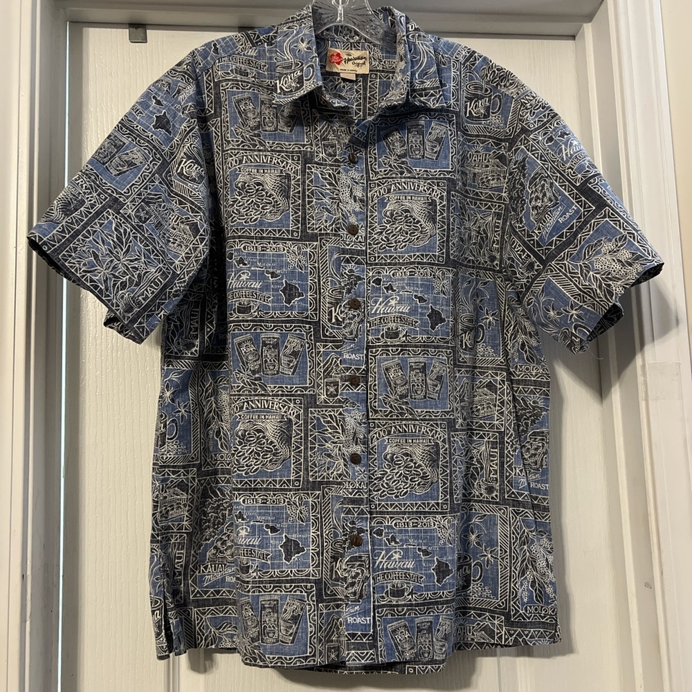 The Hawaiian Original Hilo Hattie Blue and White Patterned Men's Shirt, Lg